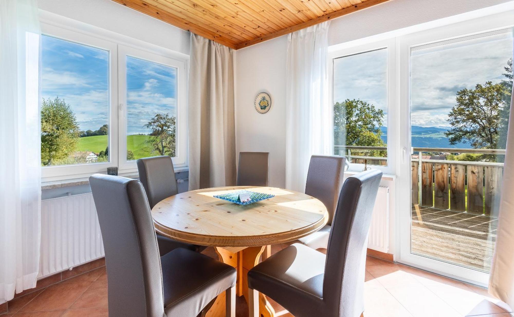Ferienwohnungen Appartements Bergwald Scheidegg Pokoj fotografie